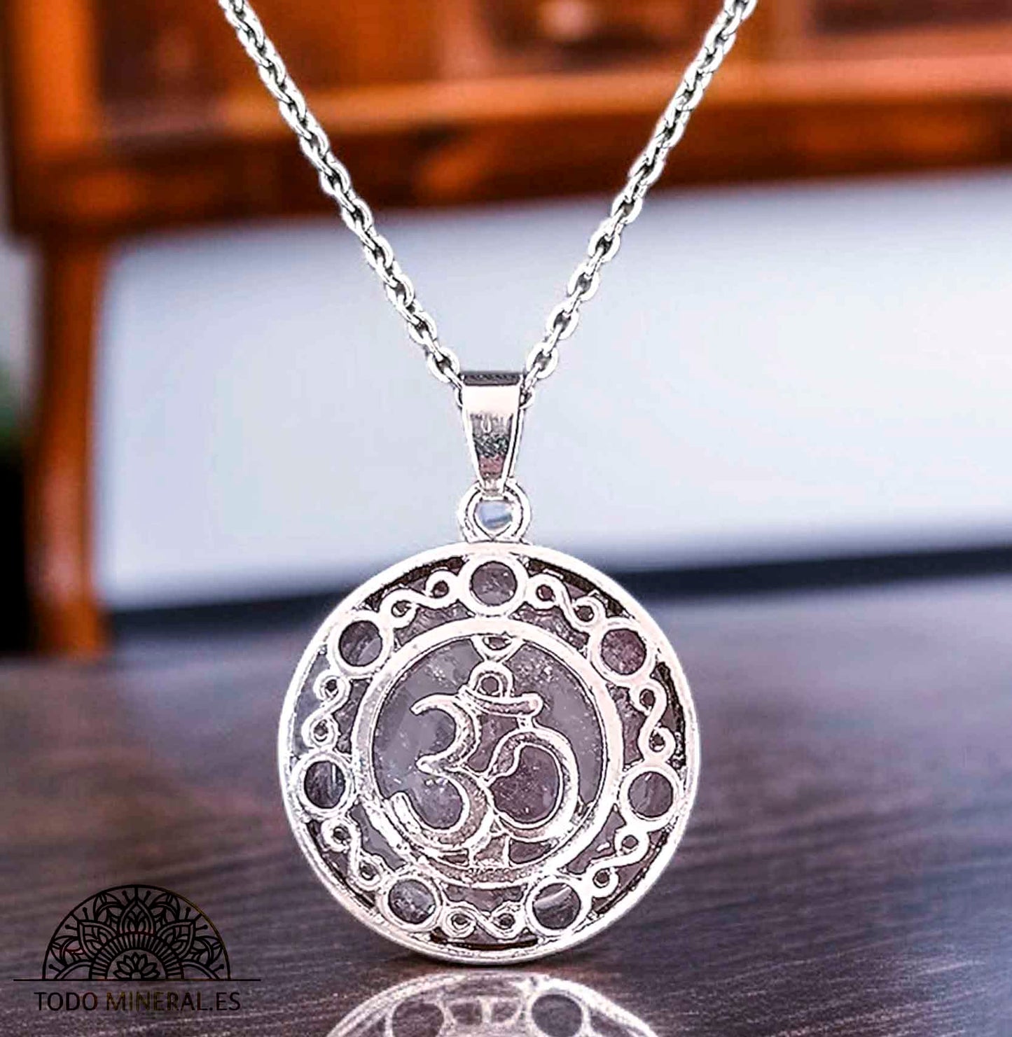 Collar Simbolo Om De Metal Con Pedra Amatista Y Cadena Acero 45 Cms - TODOMINERAL