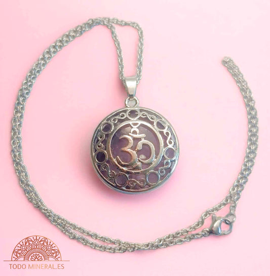 Collar Simbolo Om De Metal Con Pedra Amatista Y Cadena Acero 45 Cms - TODOMINERAL