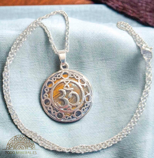 Collar Simbolo Om Con Pedra Ojo De Tigre Y Cadena Acero 45 Cms - TODOMINERAL