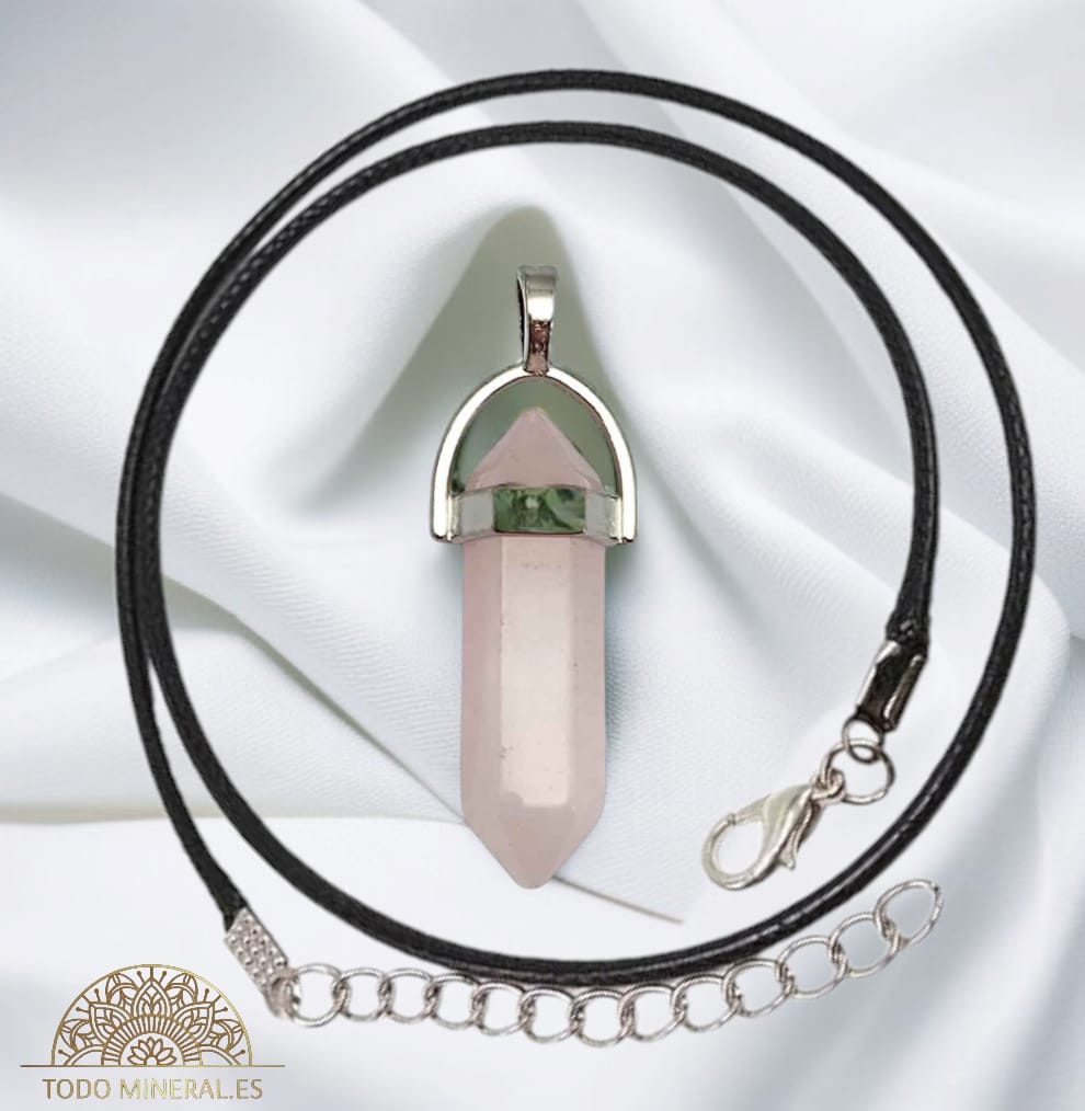 Colgante Metal Con Piedra Cuarzo Rosa (INCLUYE CORDON 45 CMS EN NEGRO) TODOMINERAL