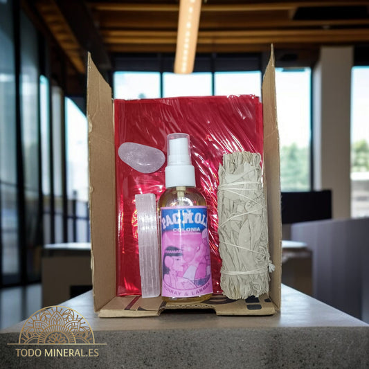 Kit Amor Y Sensualidad Difusor Con Agua Pacholi 70ml Salvia Palo Santo Selenita Y Cuarzo Rosa TODOMINERAL