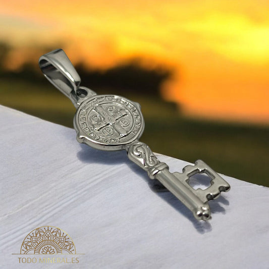 Colgante de Acero Inoxidable Llave San Bebito 30 mm 600103449-01 COLGANTE ACERO