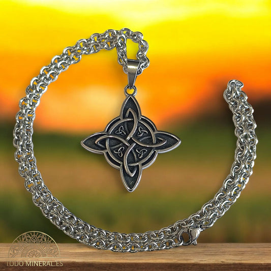 Collar Nudo De Bruja En Acero Inoxidable Con Cadena 45 Cms TODOMINERAL
