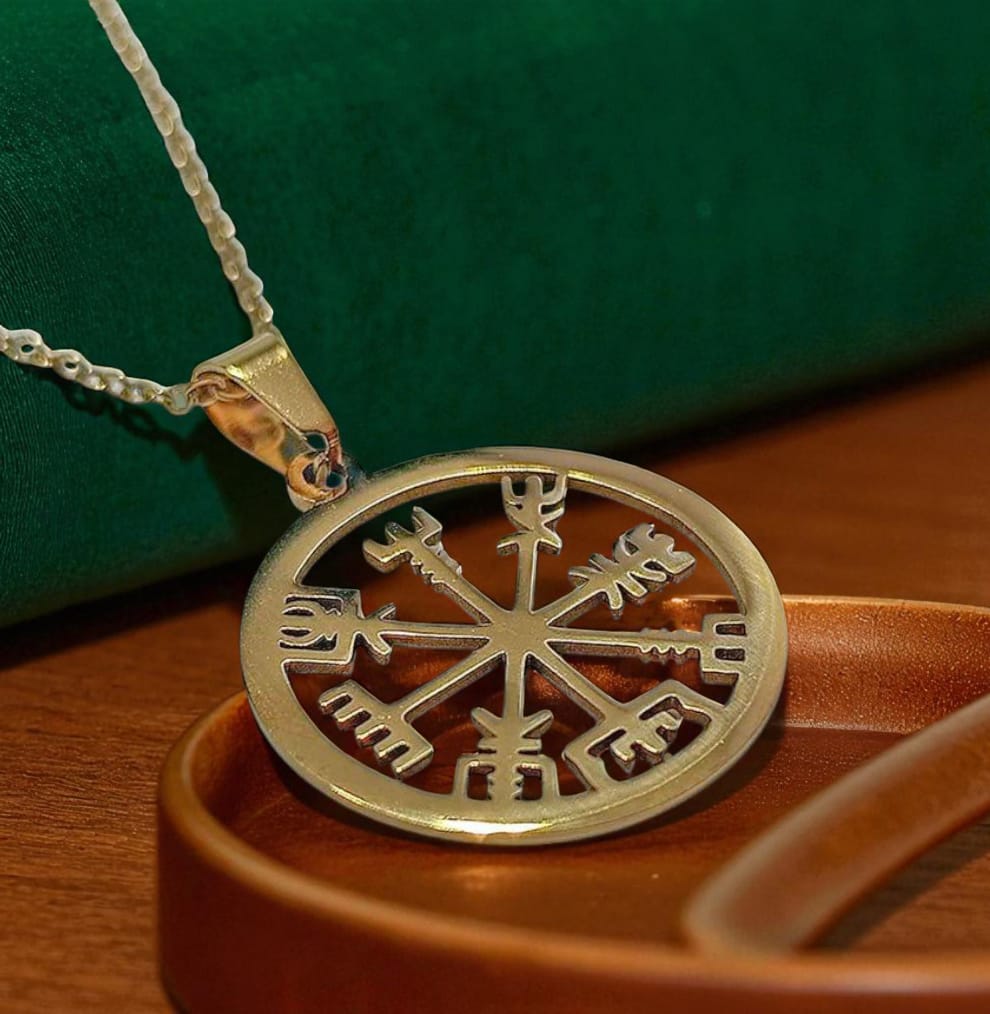 Collar Vegvisir Acero Inoxidable Con Cadena 40 Cms (Elije tono) TODOMINERAL