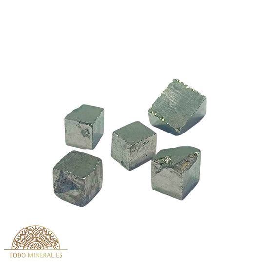 Mineral Lote 30 Gramos Pirita Pequeñas Cúbica Navajún  0,5 a 1 Cms Aprox (30 GRAMOS SON APROX 5 a 7 PCS) - TODOMINERAL