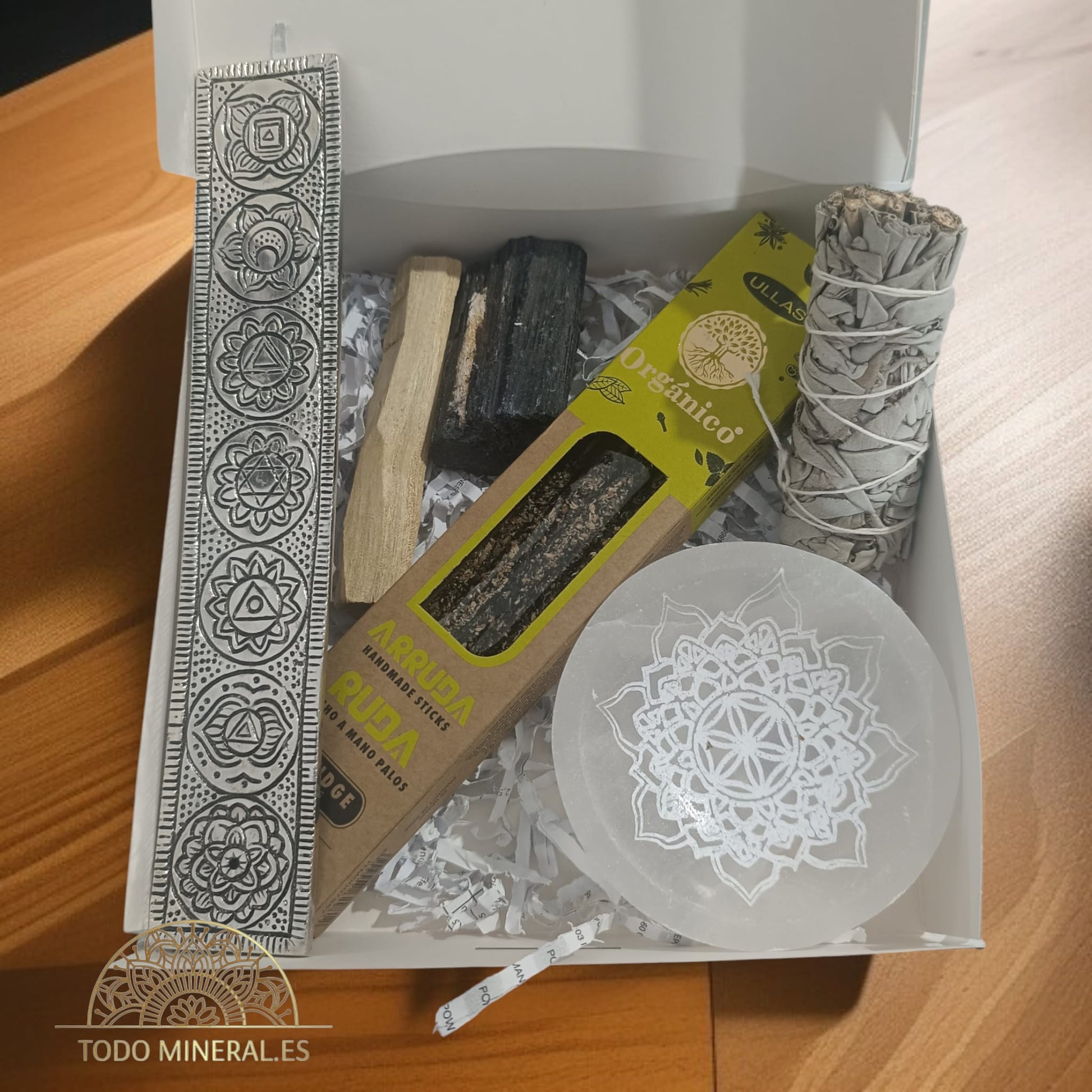 Kit Limpieza ( Cuenco Selenita, Salvia, Incienso Ruda, Turmalina, Palo Santo ,Porta Incienso Metal - TODOMINERAL