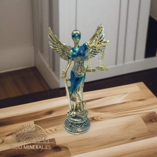 Figura En Resina Diosa De La Justicia Azul Dorada 18 Cms TODOMINERAL