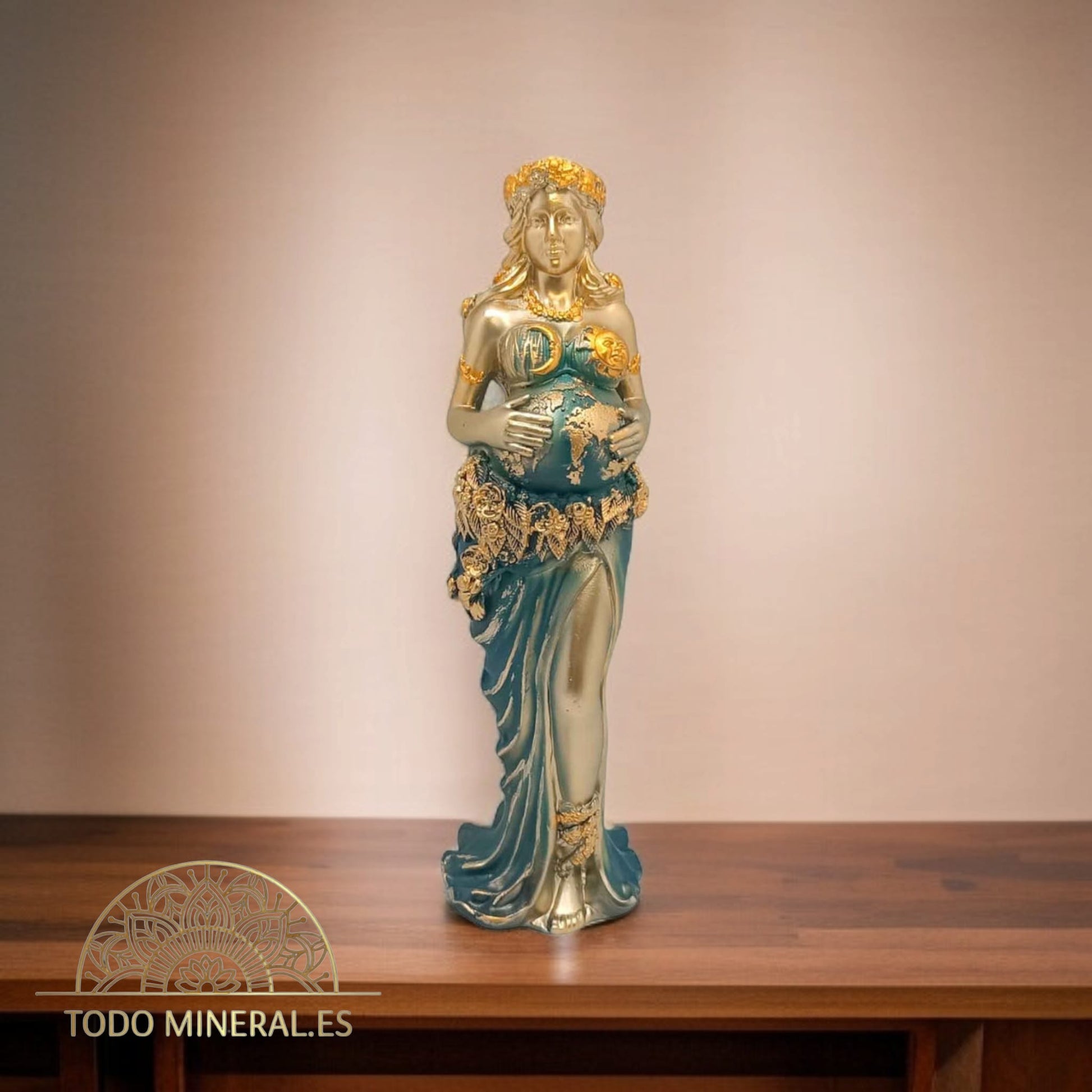 Figura En Resina Madre Tierra Azul y Dorada 22  Cms TODOMINERAL