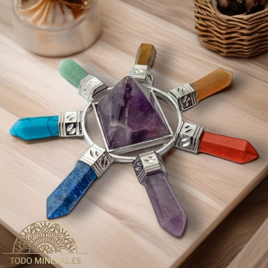 Generador De Energía 7 Chakras Y Pirámide Central Amatista 8 Cms Aprox TODOMINERAL
