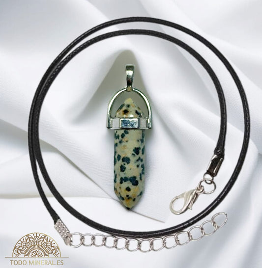 Colgante Metal Con Piedra Natural Jaspe Dalmata (INCLUYE CORDON 45 CMS EN NEGRO) TODOMINERAL