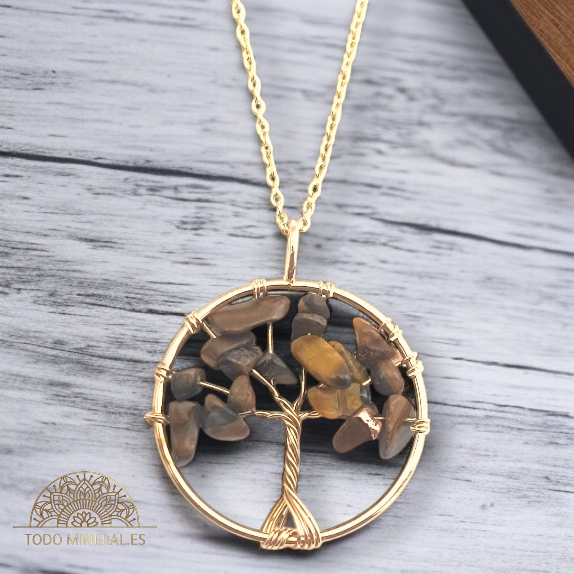 Collar En Acero Dorado Árbol De La Vida 30 mm Piedra Ojo De Tigre Con Cadena 40 Cms TODOMINERAL