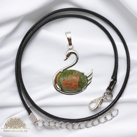 Colgante Cisne Metal Con Piedra Unakita (INCLUYE CORDON 45 CMS EN NEGRO) TODOMINERAL