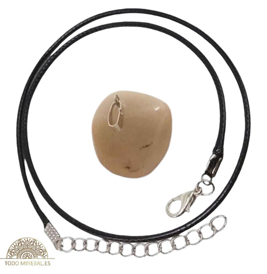 Collar Metal Con Piedra Natural Canto Rodado Jade Miel (INCLUYE CORDON 45 CMS EN NEGRO) TODOMINERAL