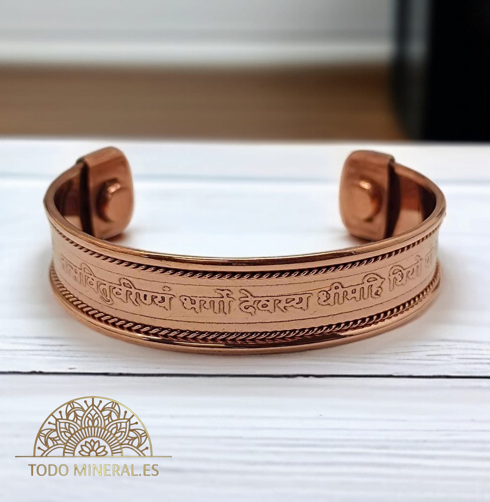 Pulsera Cobre Con Imán Simbolo Om Mani Padme Hum PULSERA COBRE