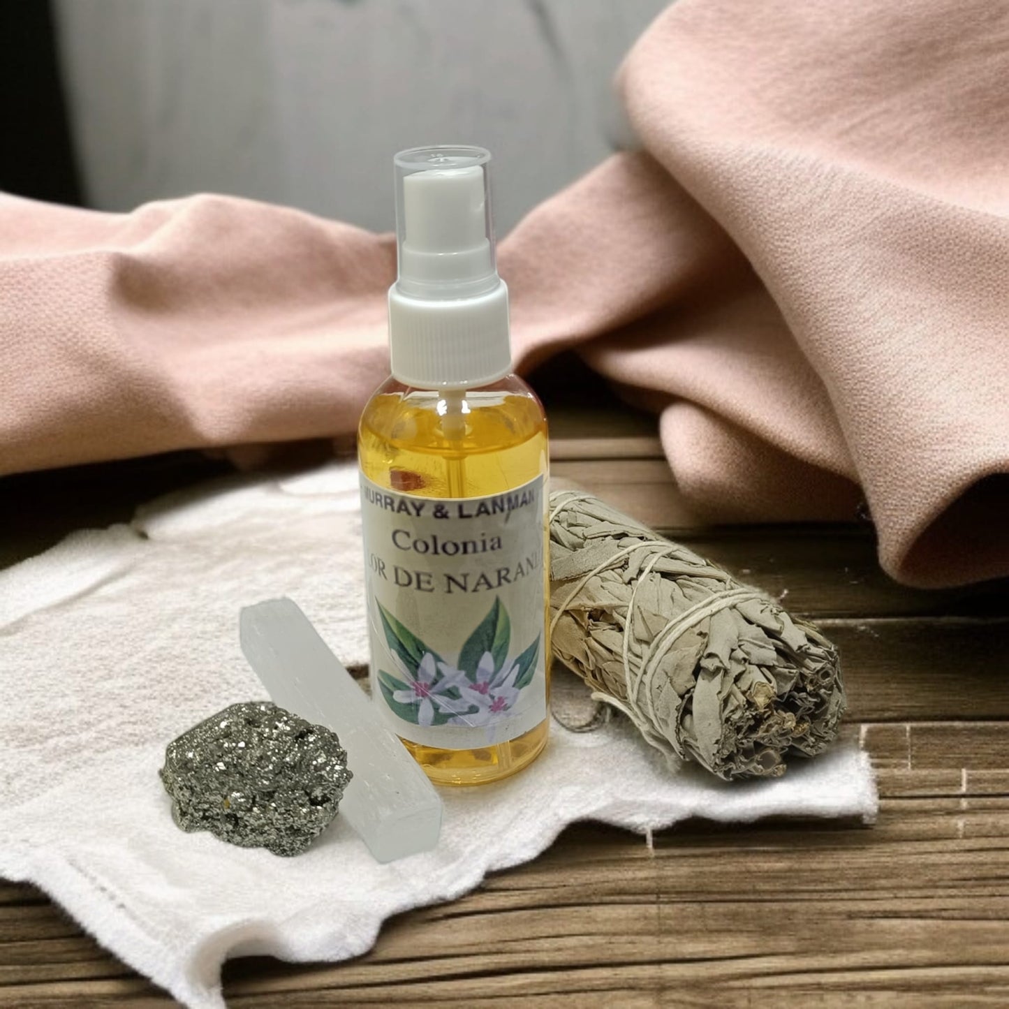 Kit Limpieza Y Abundancia Difusor Con Agua Pacholi 70ml Salvia Palo Santo Selenita Y Cuarzo Rosa (Copia) TODOMINERAL