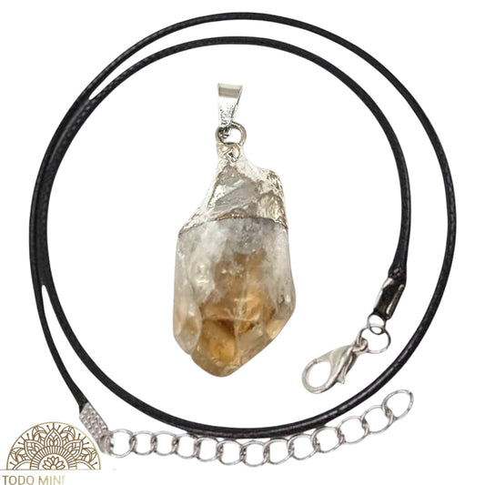 Colgante Natural Citrino En Bruto Engarzado En Baño Metal 600103425 (INCLUYE CORDON 45 CMS EN NEGRO) La Pieza De La Foto Es Orientativa TODOMINERAL