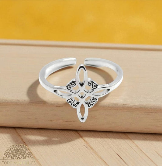 Anillo Adaptable Acero Nudo De Bruja TODOMINERAL
