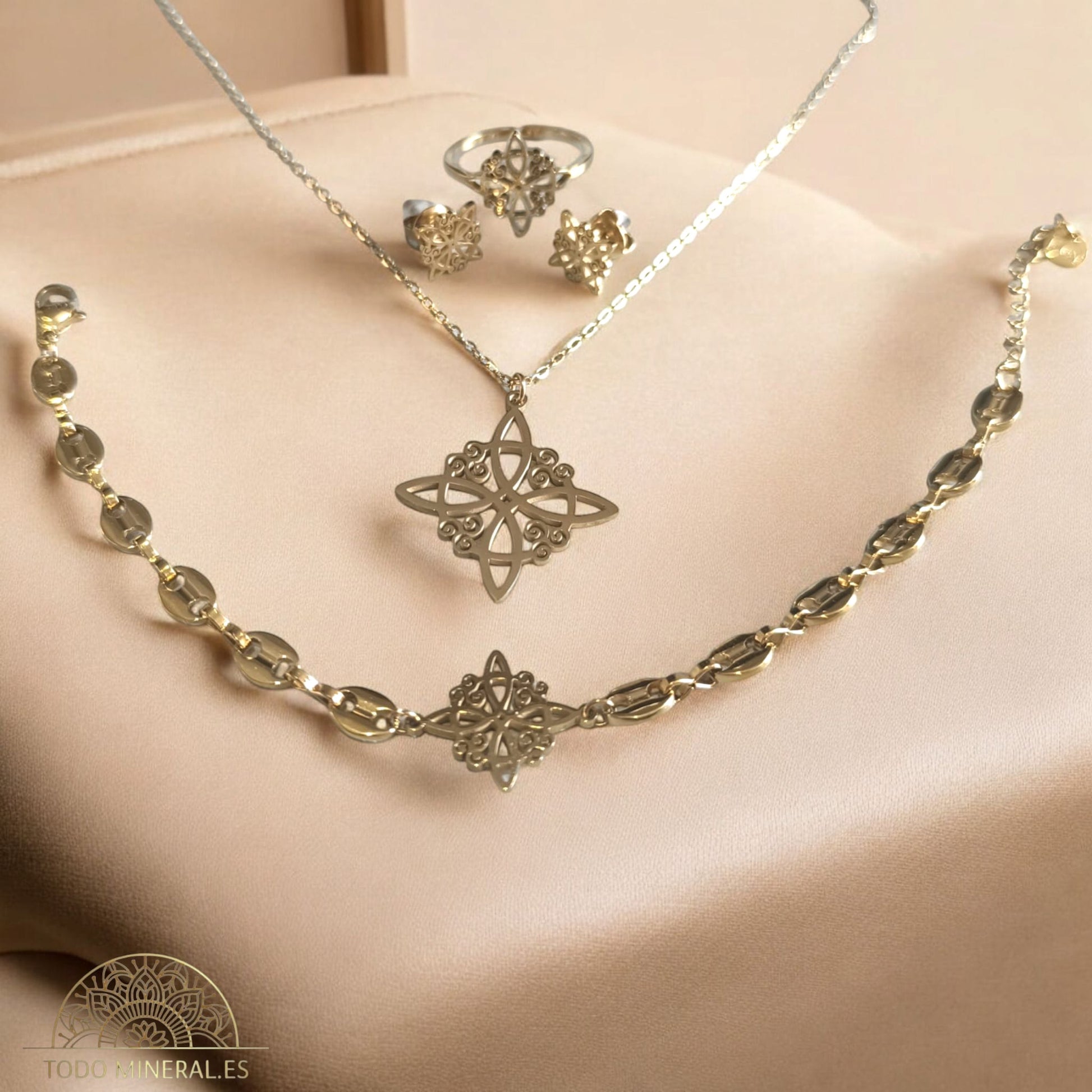 Juego Completo Nudo De Bruja Acero Collar Pendientes Anillo Adaptable Y Pulsera TODOMINERAL