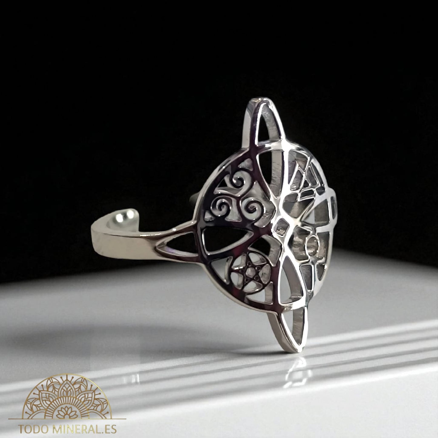 Anillo Adaptable Acero Nudo De Bruja TODOMINERAL