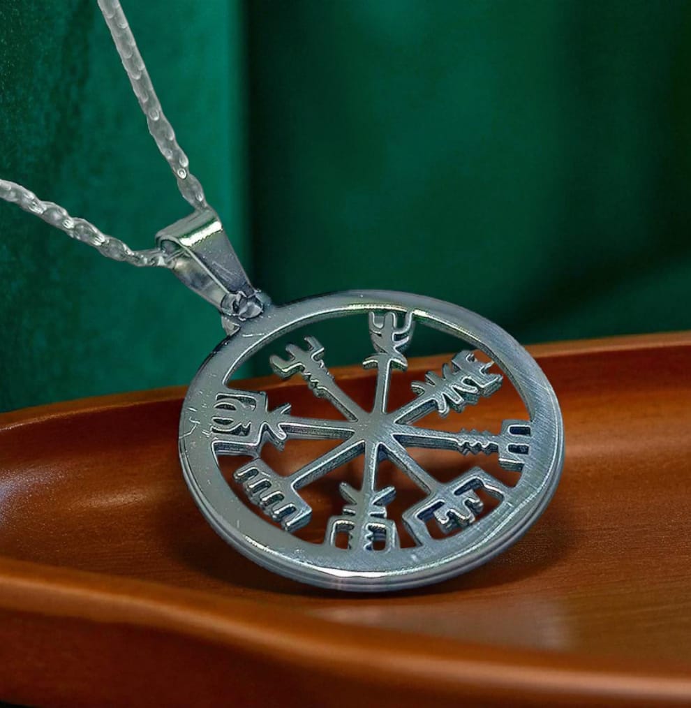 Collar Vegvisir Acero Inoxidable Con Cadena 40 Cms (Elije tono) TODOMINERAL