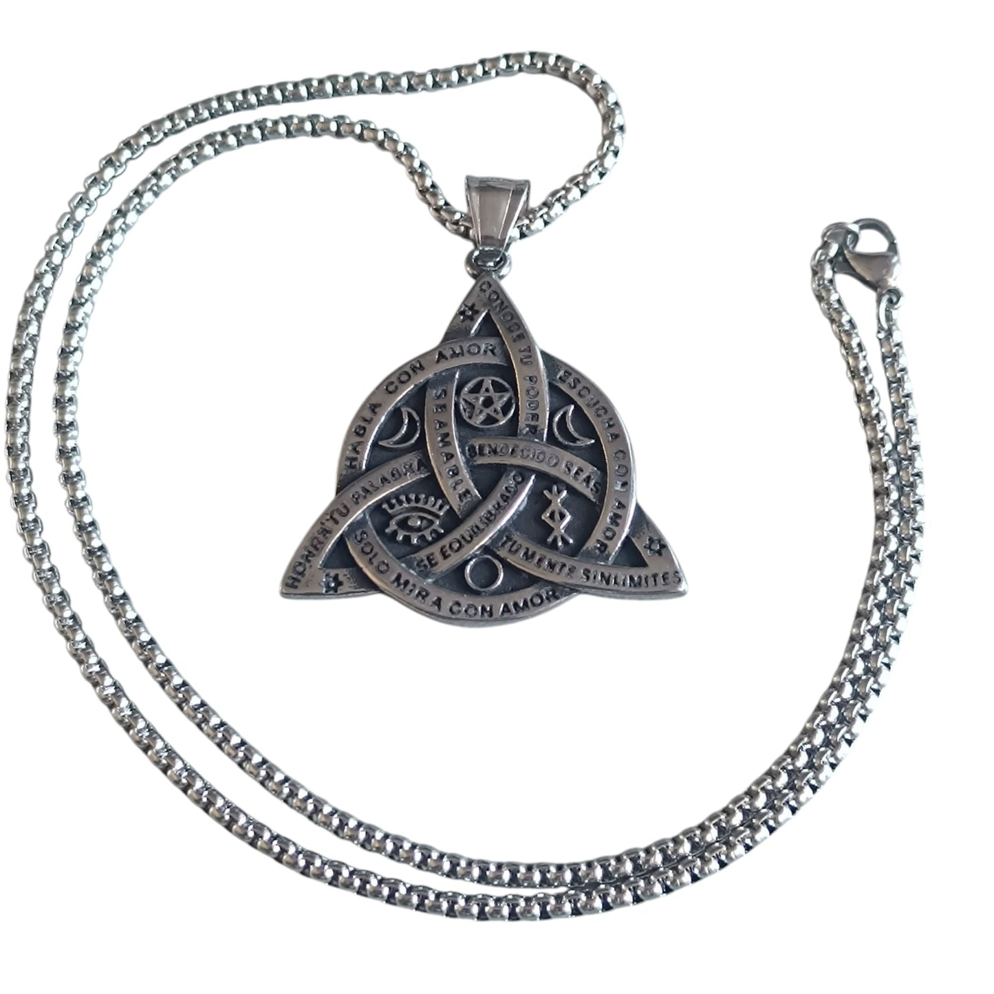 Collar Triquetra En Acero Inoxidable Con Cadena 45 Cms TODOMINERAL