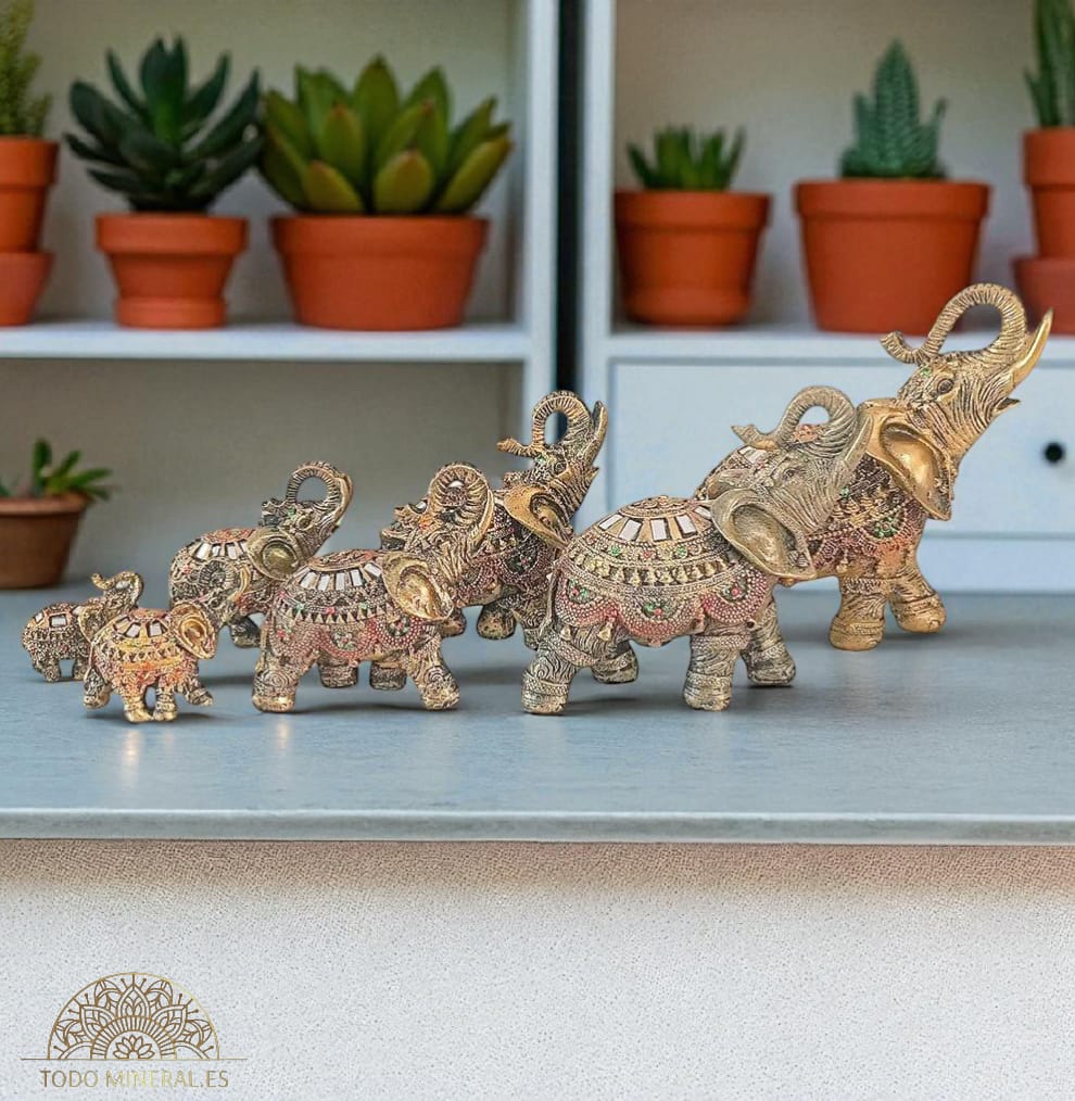 Figuras 7 Elefantes Diferentes Tamaños Desde 6 a 16 Cms  y Azul  600103655 TODOMINERAL