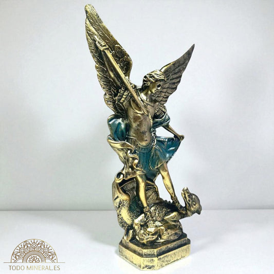 Figura Arcángel San Miguel En Resina 30 Cms Dorado y Azul  600103662 TODOMINERAL