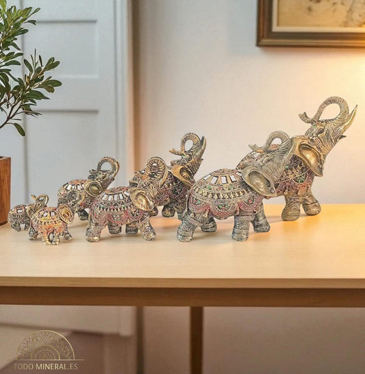 Figuras 7 Elefantes Diferentes Tamaños Desde 6 a 16 Cms  y Azul  600103655 TODOMINERAL