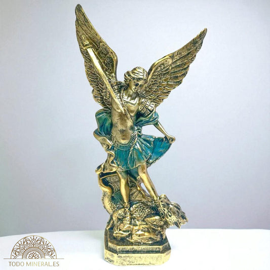 Figura Arcángel San Miguel En Resina 30 Cms Dorado y Azul  600103662 TODOMINERAL